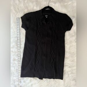 Apt. 9, size small, short sleeve cardigan
